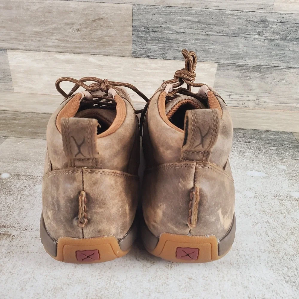 Twisted X CellStretch Driving Mens Chukkas Boots Sz 10 M Bomber Suede *read*